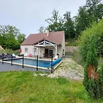 Сasa de vacaciones La Maison De Marius à Avec Piscine Chauffée *